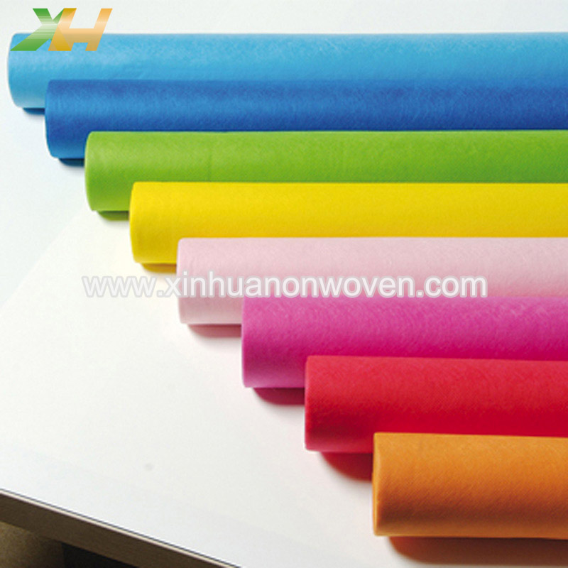 non woven tablecloth roll